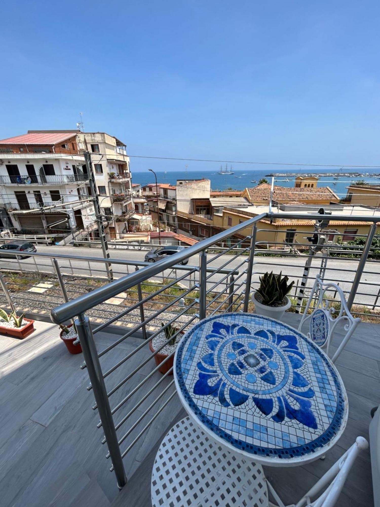 Vista Mare Apartments Giardini Naxos Exterior photo